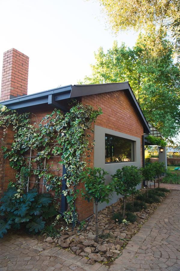Pepper Tree Venue & Guesthouse Блоемфонтейн Екстериор снимка