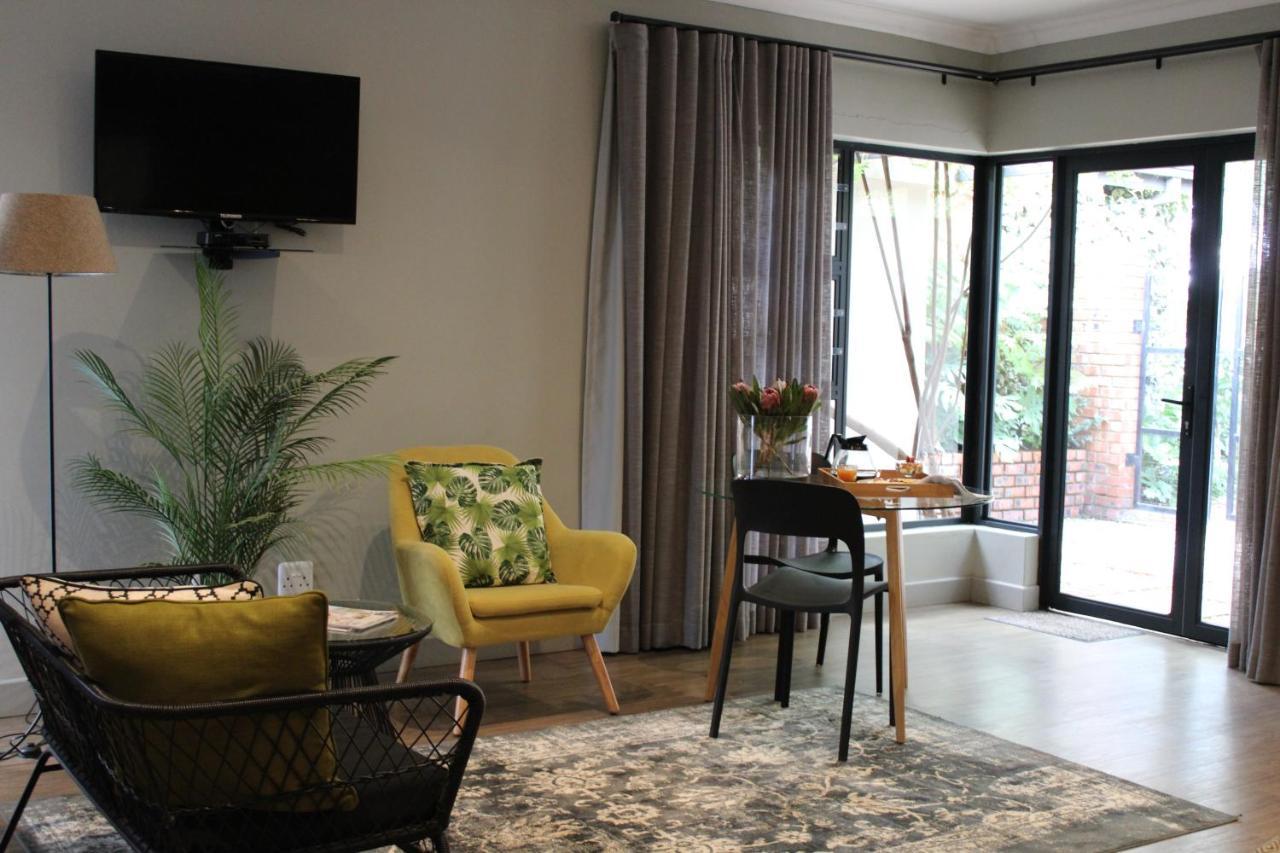 Pepper Tree Venue & Guesthouse Блоемфонтейн Екстериор снимка
