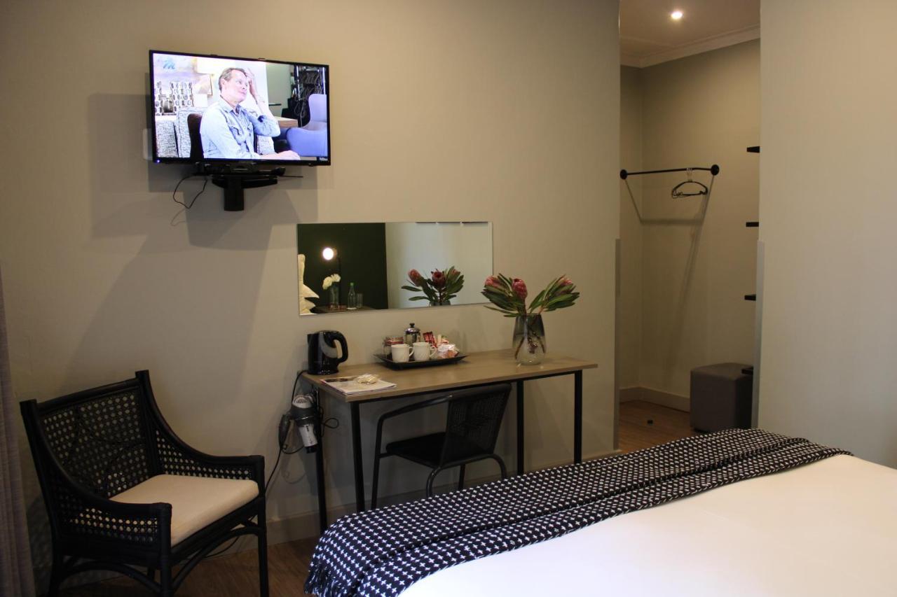 Pepper Tree Venue & Guesthouse Блоемфонтейн Екстериор снимка